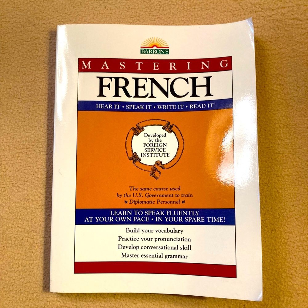 French language soft back book, translated English/French useful phrases words